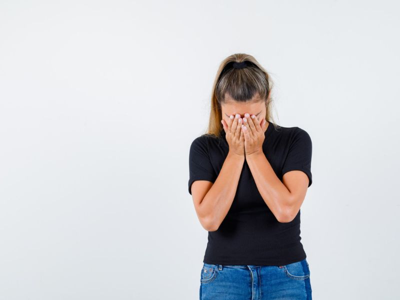 Trabalhadora impedida de sair do trabalho após vazamento menstrual será indenizada em R$ 10 mil