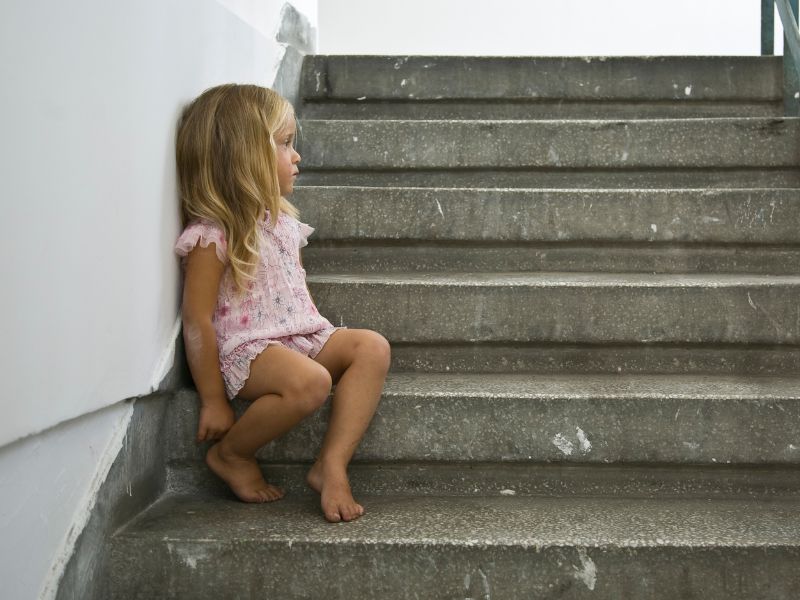 Pai deve pagar R$ 150 mil à filha por abandono afetivo