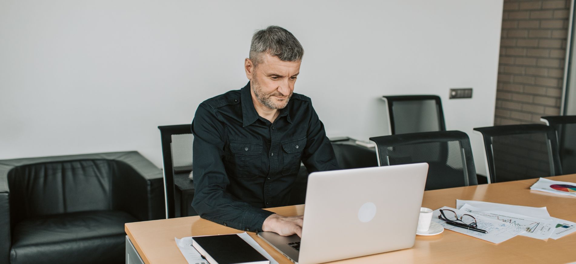 Bancários que trabalharam durante greve de vigilantes devem ser indenizados