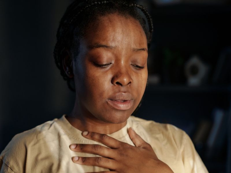 Conduta racista contra trabalhadora é reconhecida com apoio do Protocolo para Julgamento com Perspectiva Racial