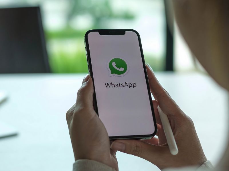 Justiça permite citação por WhatsApp e homem pagará pensão à filha no Brasil