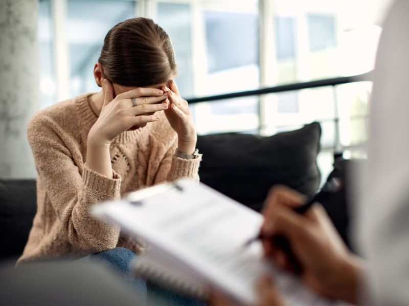 Gerente demitida após diagnóstico de depressão deve ser indenizada