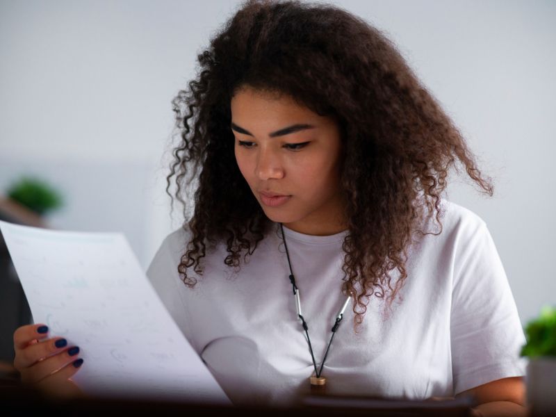 Banco deve indenizar candidata por erro em nomeação de concurso