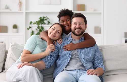 Justiça reconhece adoção por vínculo afetivo e destitui pais biológicos