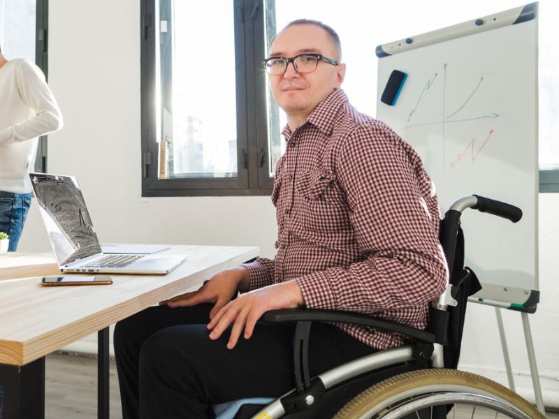 TRT/RS reconhece discriminação contra trabalhador PcD que recebia menos que colegas na mesma função