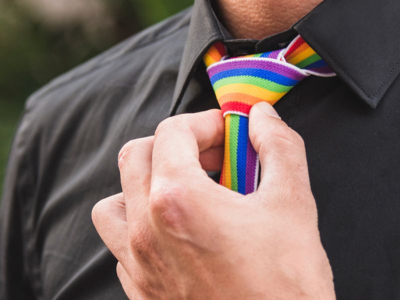 Trabalhador vítima de homofobia deve ser indenizado em R$ 50 mil
