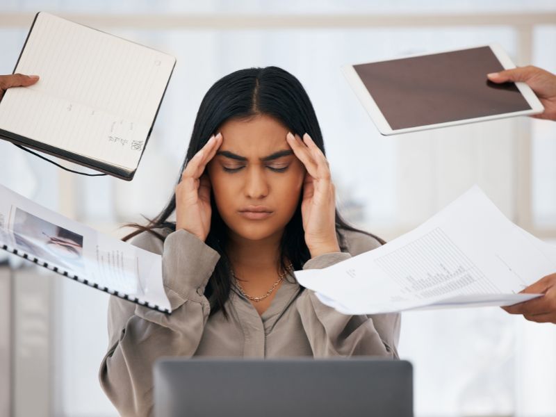 Burnout, ansiedade e depressão: Ministério da Saúde inclui 165 novas patologias na lista de doenças relacionadas ao trabalho